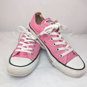 Converse Chuck Taylors Bubble Gum Pink women's 6.5